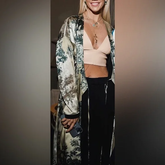 ZARA PRINTED WRAP ROBE - Picture 5 of 8